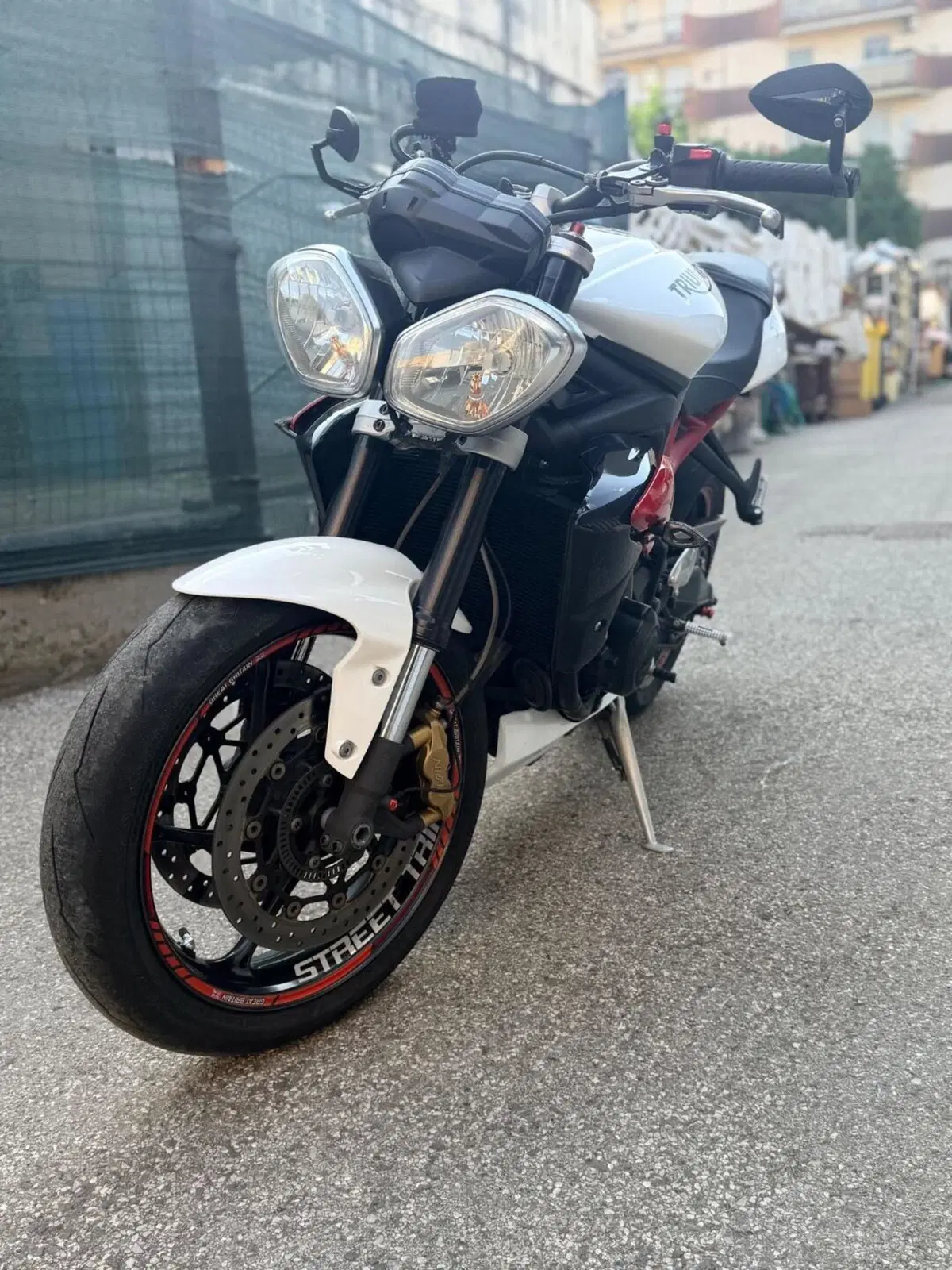 Triumph Street Triple R ABS (2013 - 17)