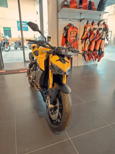 Ducati Streetfighter V2 S (2025 - 26) nuova