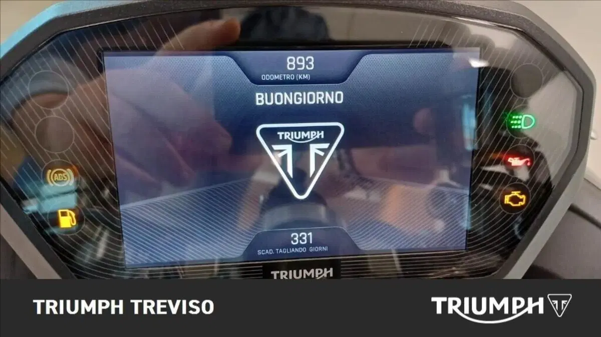 Triumph Street Triple 765 RX (2026) (6)
