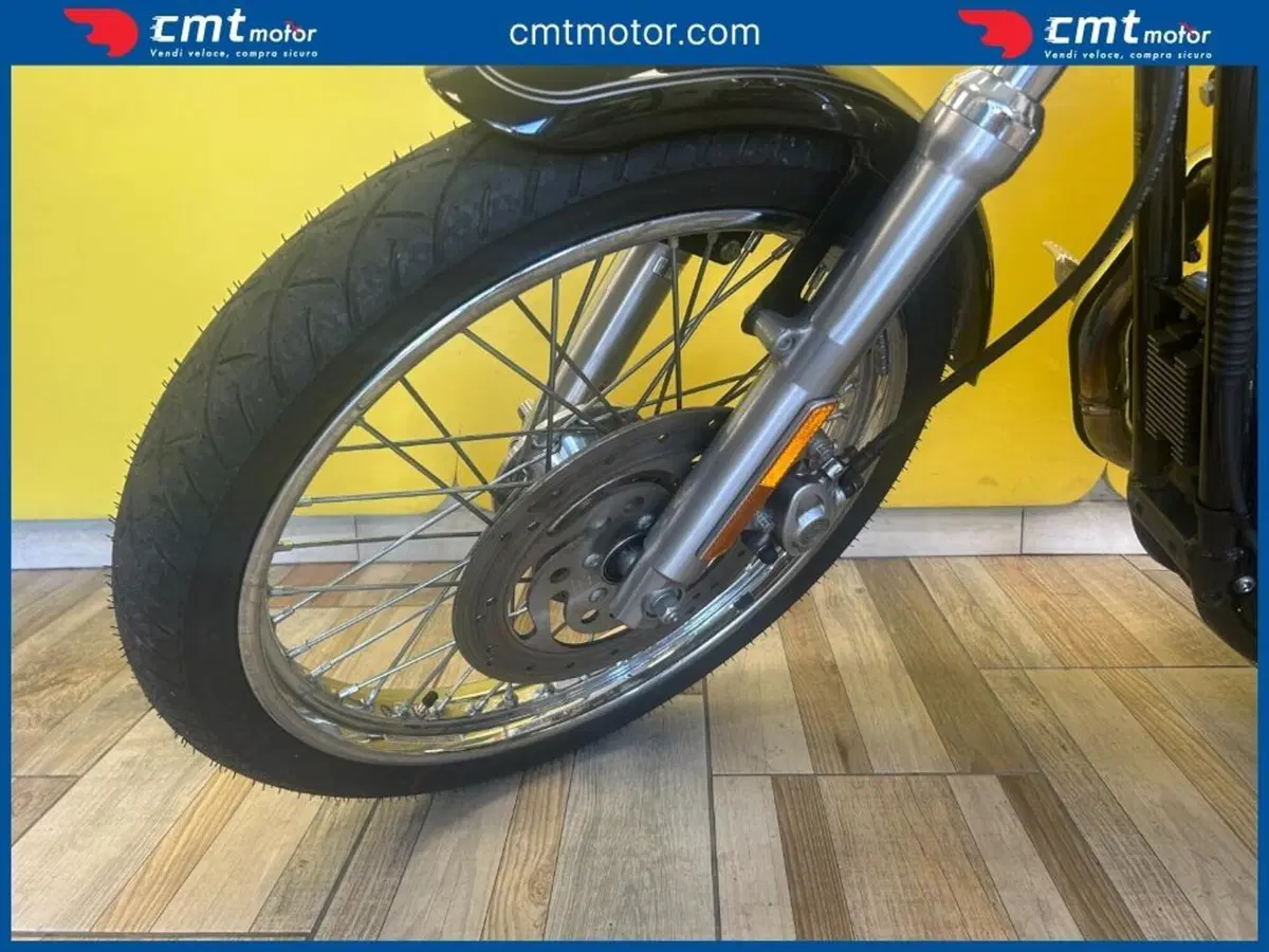 Harley-Davidson 1200 Custom (2004 - 06) - XL 1200C (7)