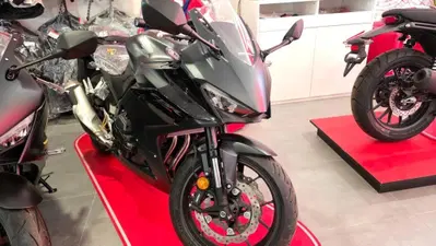 Honda CBR 500 R (2026) nuova