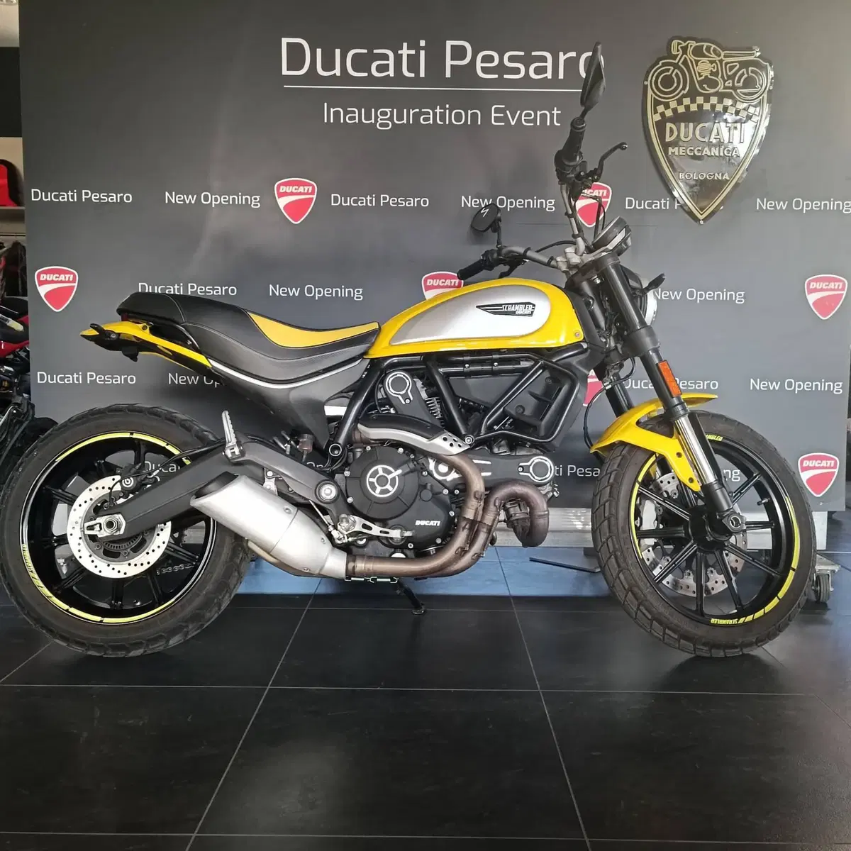 Ducati Scrambler 800 Icon (2017 - 20) (4)