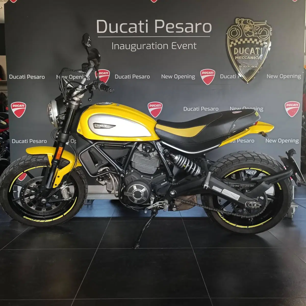 Ducati Scrambler 800 Icon (2017 - 20) (2)