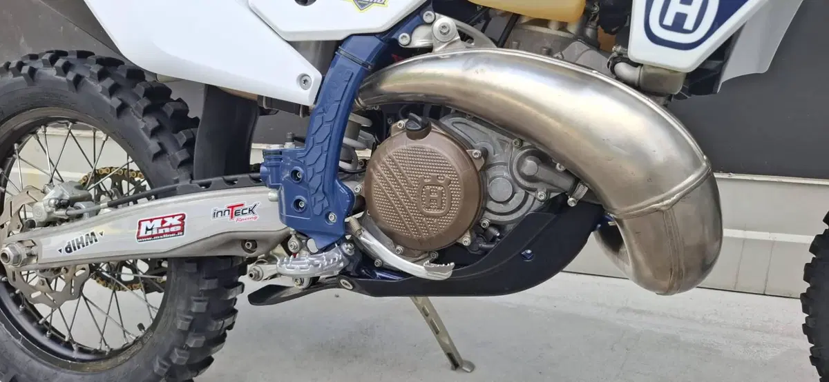 Husqvarna TE 300 (2025) (5)