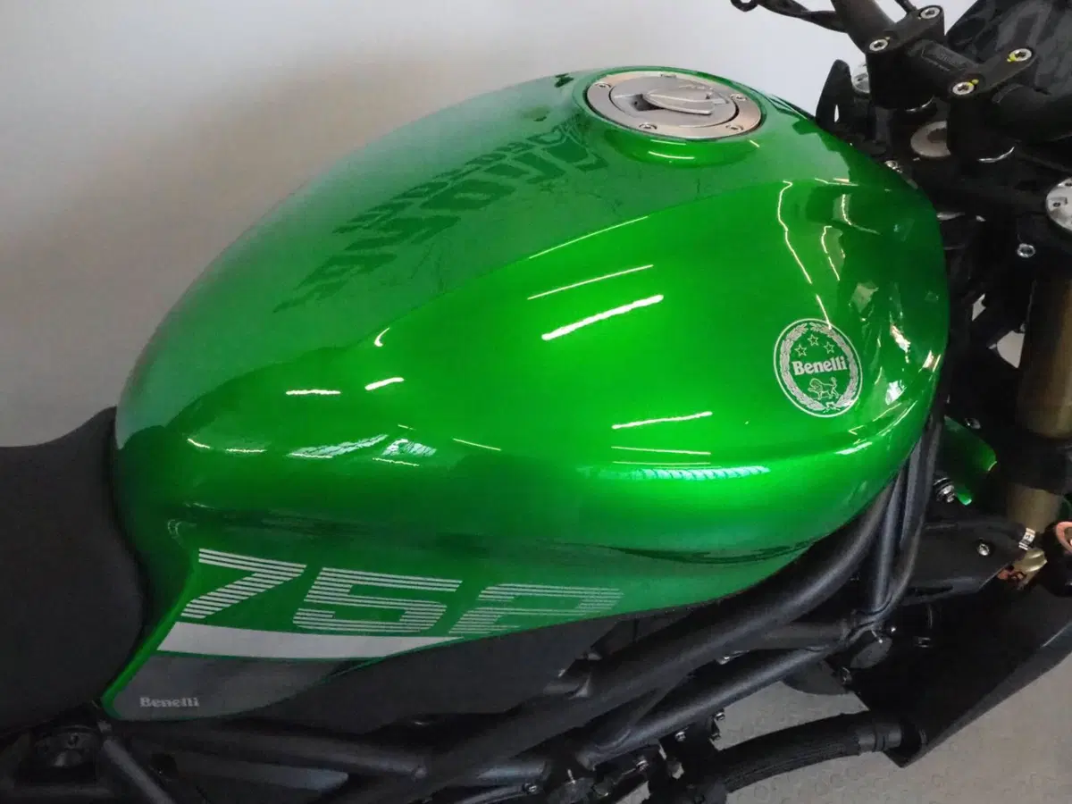 Benelli 752 S (2022 - 25) (4)