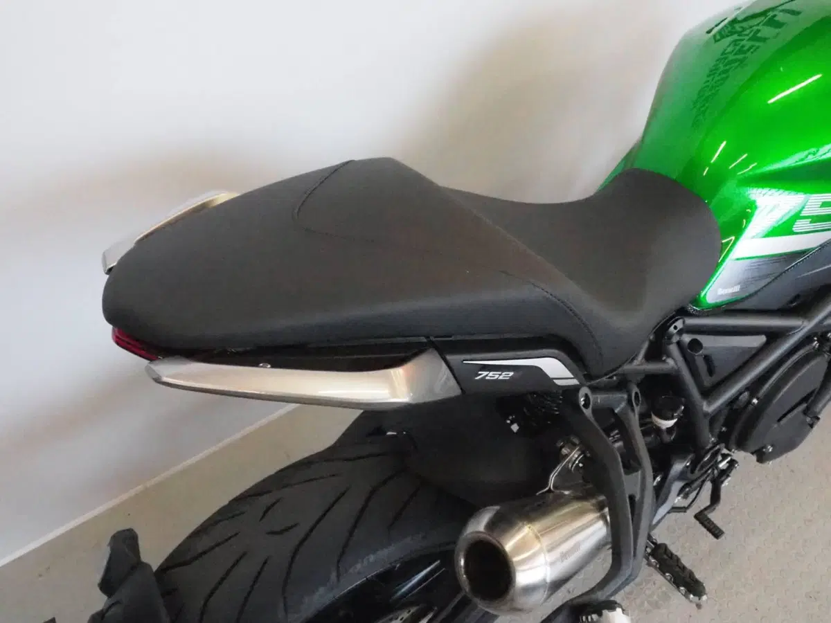 Benelli 752 S (2022 - 25) (5)