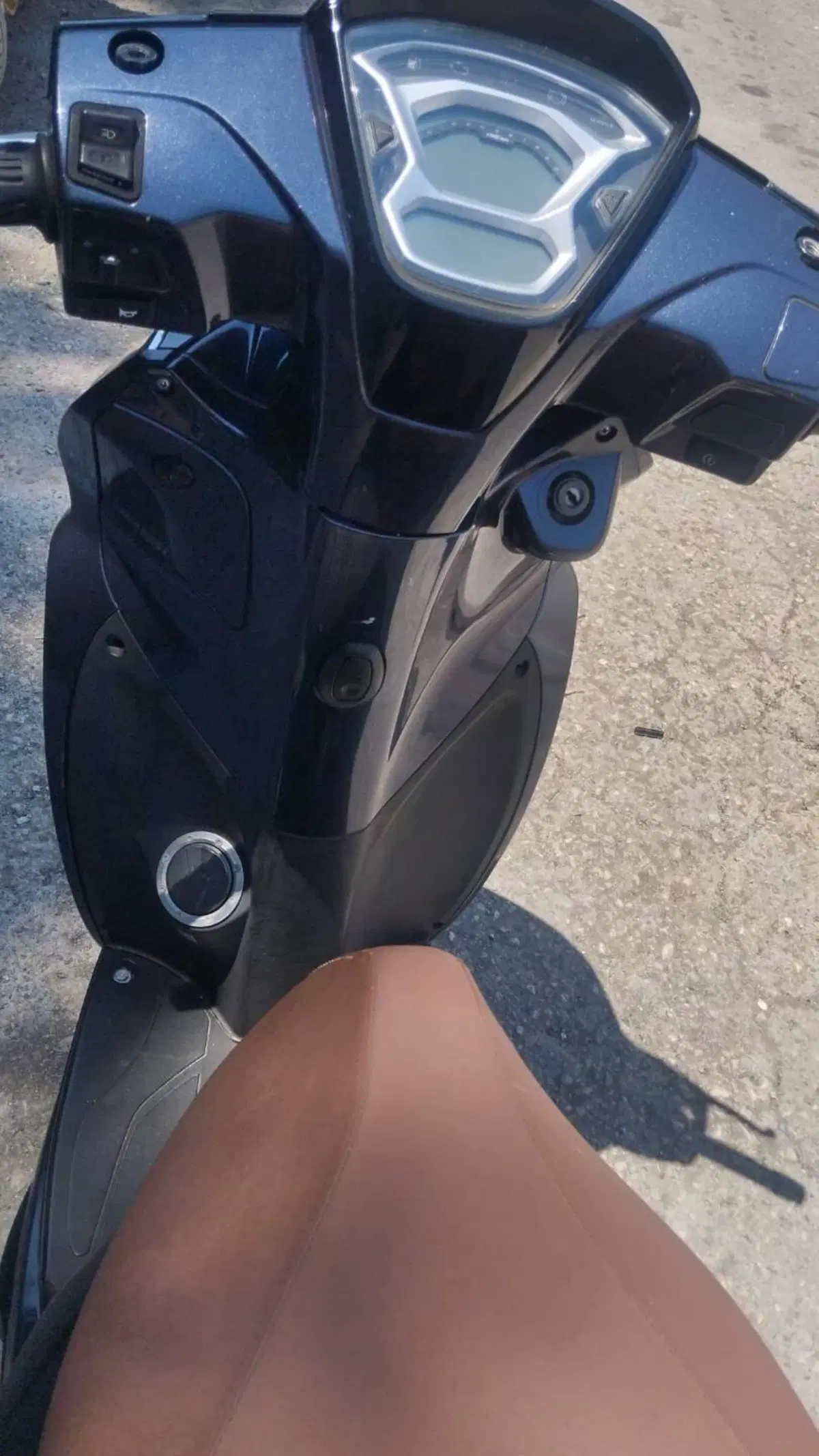 Kymco People 125i S (2020) (4)