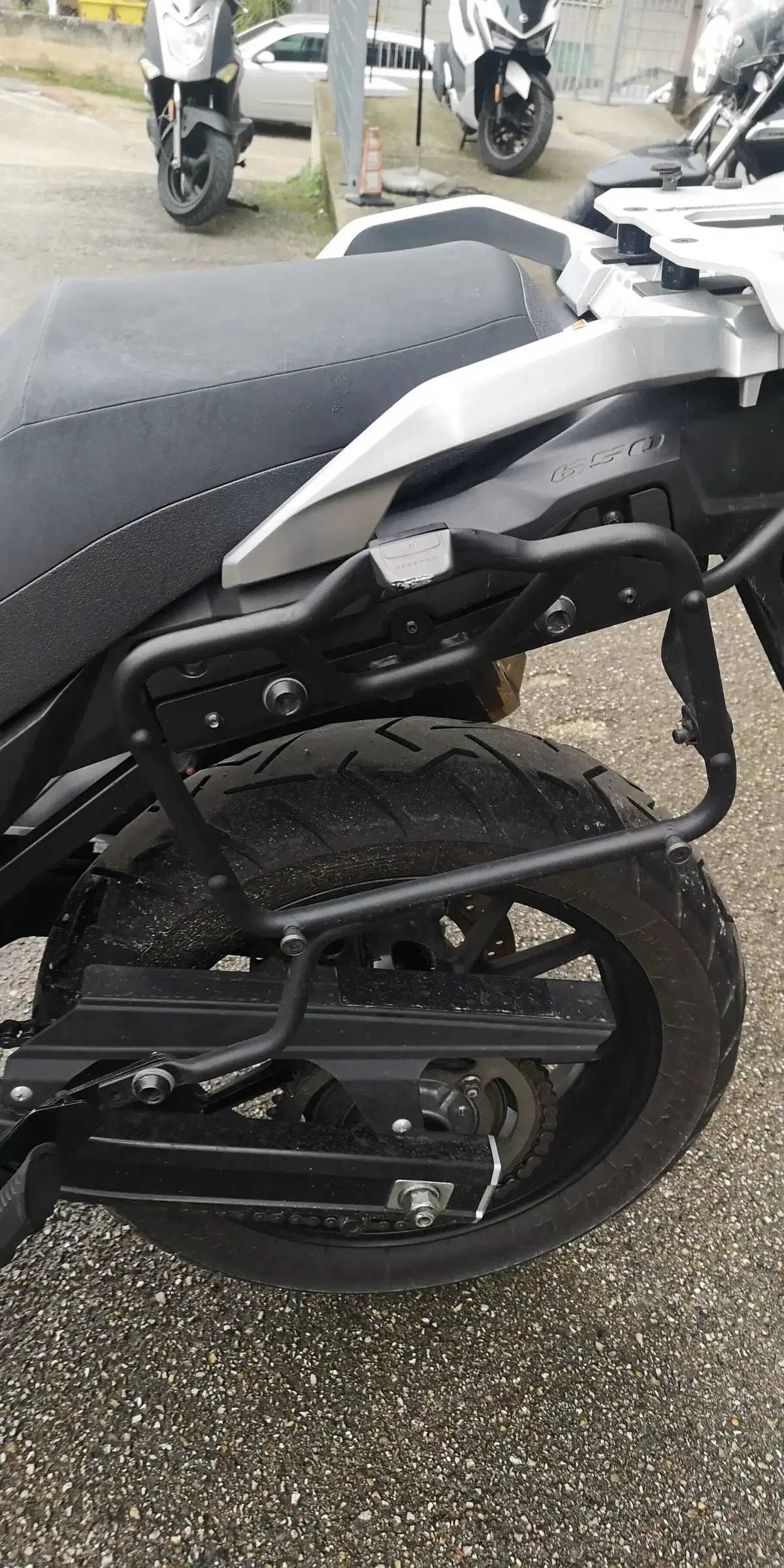 Suzuki V-Strom 650 ABS (2011 - 17) (8)
