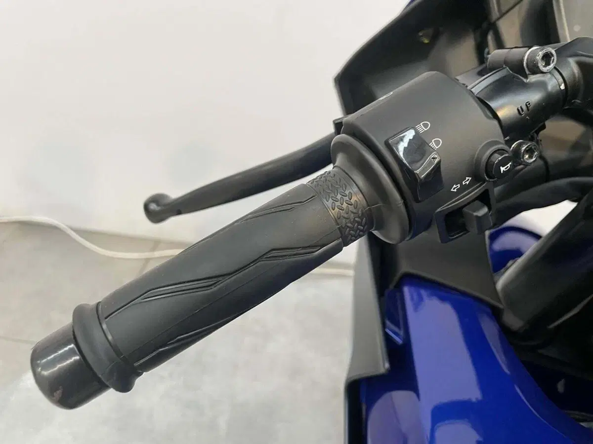 Yamaha YZF R125 (2023 - 26) (5)