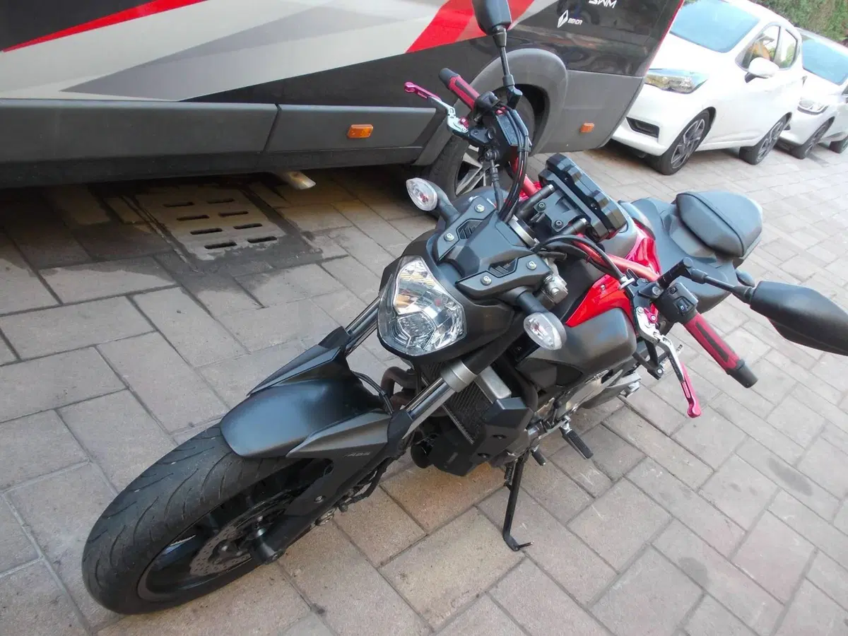 Yamaha MT-07 ABS (2014 - 16) (2)