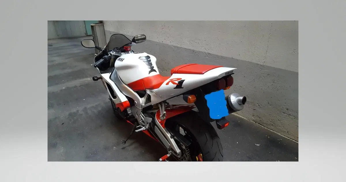 Yamaha yzf r1 (4)