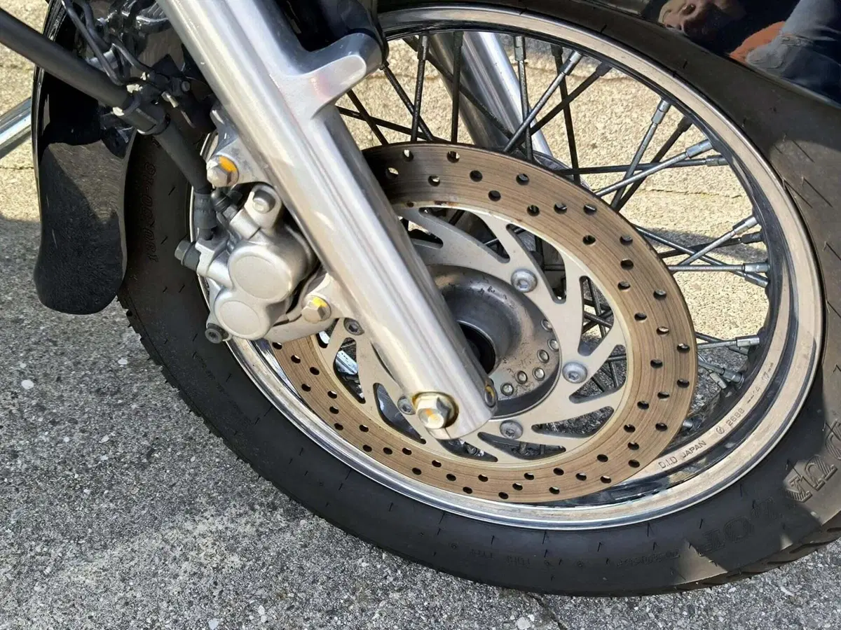 Benelli 752 S (2022 - 25) (4)