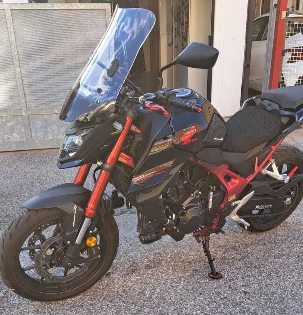 Honda CB 750 Hornet (2023 - 24) (5)