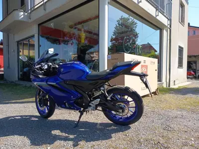 Yamaha YZF R125 (2023 - 26) usata