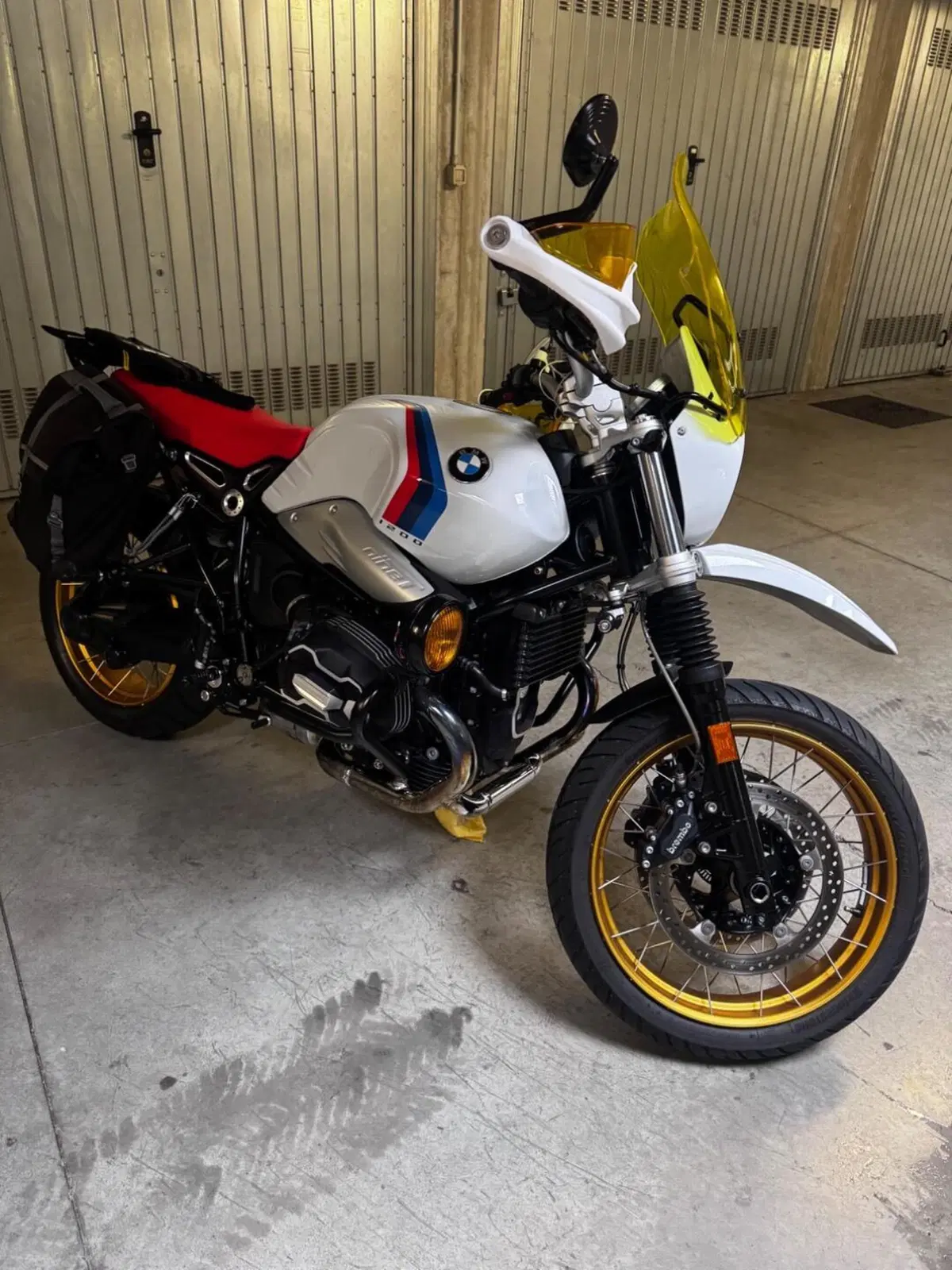 Bmw R nineT Urban GS (2021 - 24) (3)