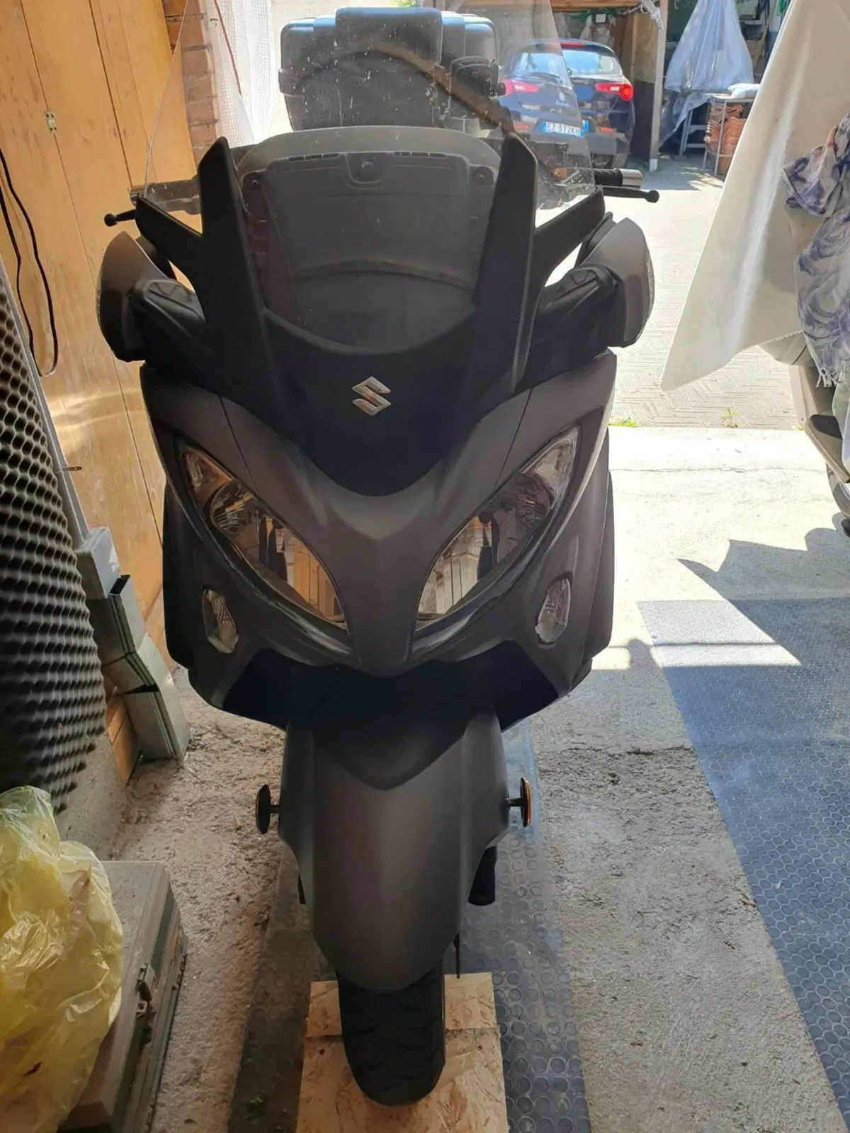 Suzuki Burgman AN 650 Executive (2017 - 20)
