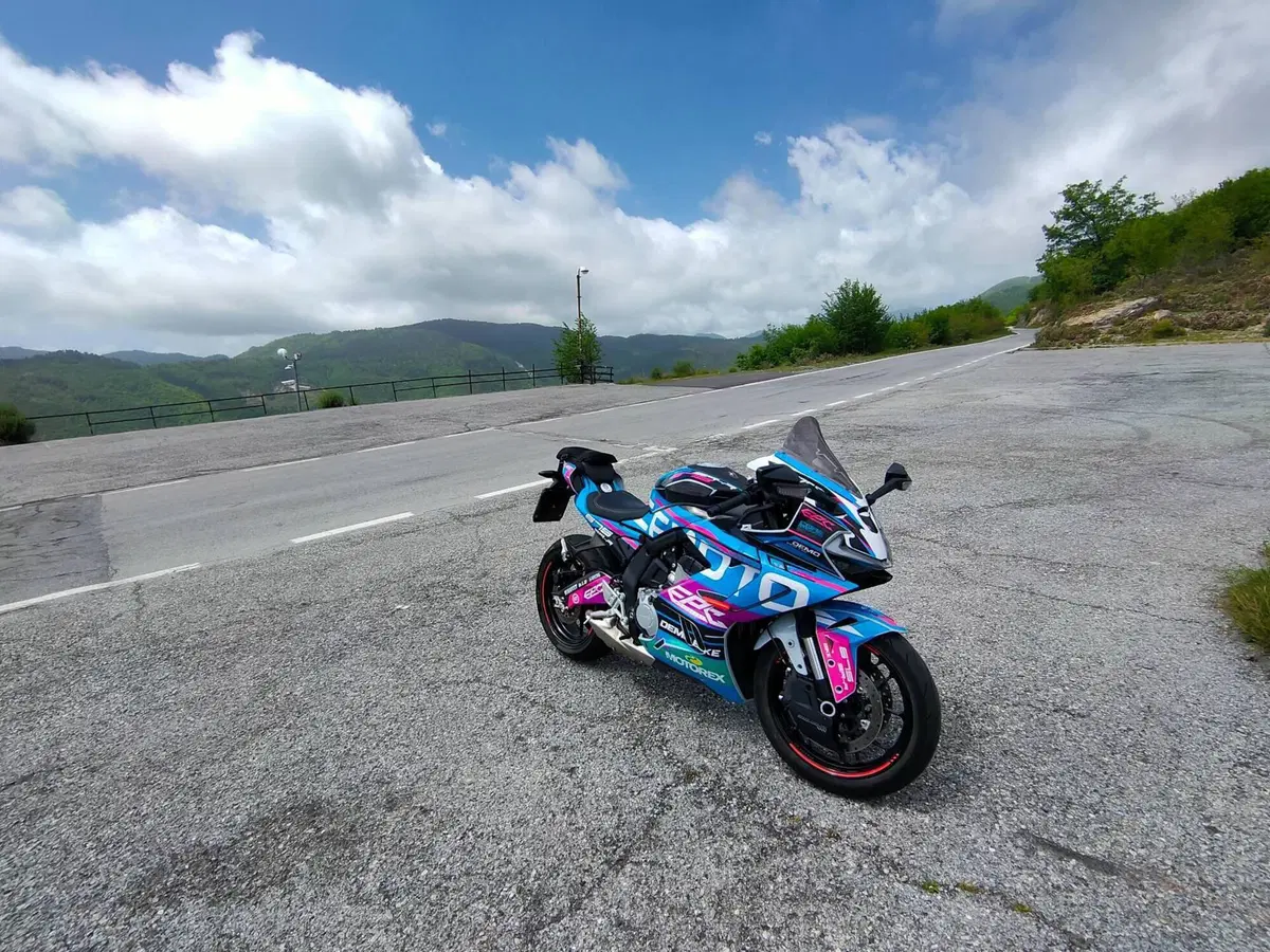 CFMOTO 675SR-R (2025 - 26) (2)
