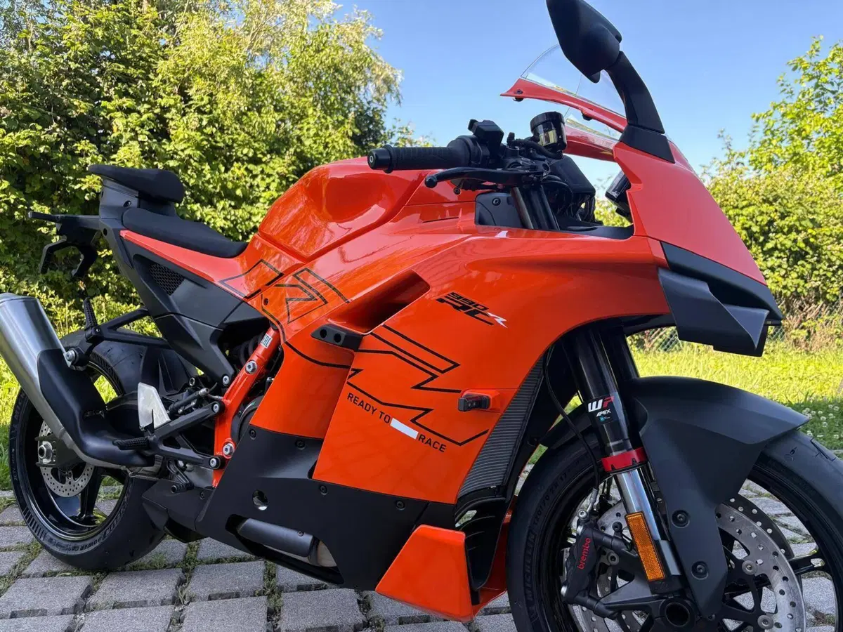 KTM 990 RC R (2026) (4)