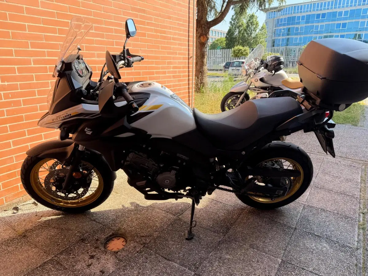 Suzuki V-Strom 650XT (2021 - 25) (2)