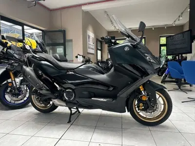 Yamaha T-Max 560 Tech Max (2022 - 24) usata