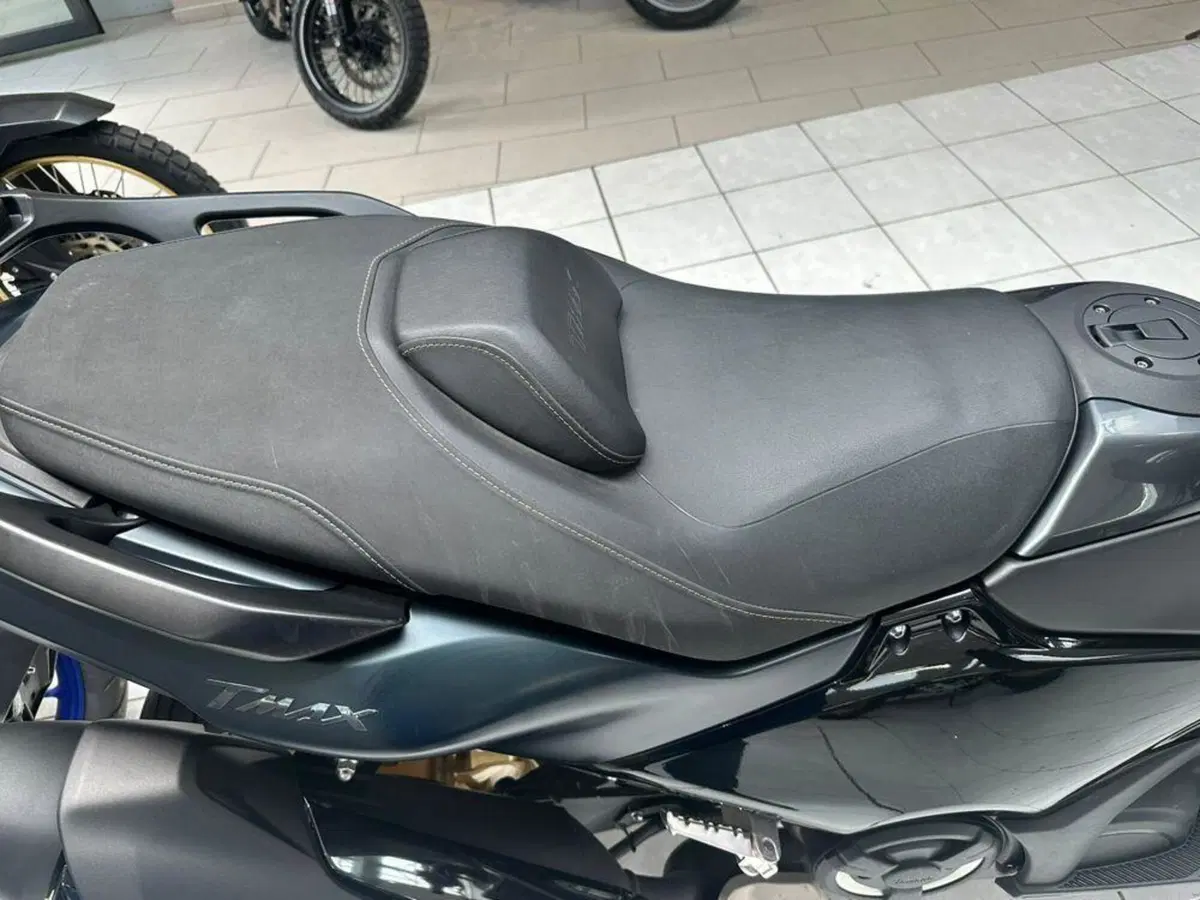 Yamaha T-Max 560 Tech Max (2022 - 24) (8)