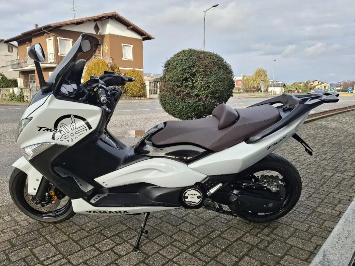 Yamaha T-Max 500 (2008 - 12) (9)