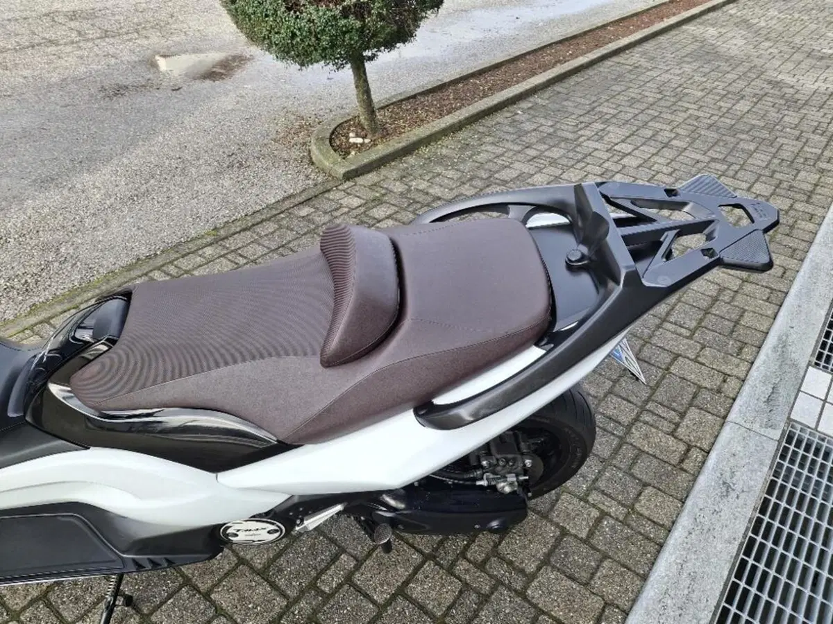 Yamaha T-Max 500 (2008 - 12) (5)
