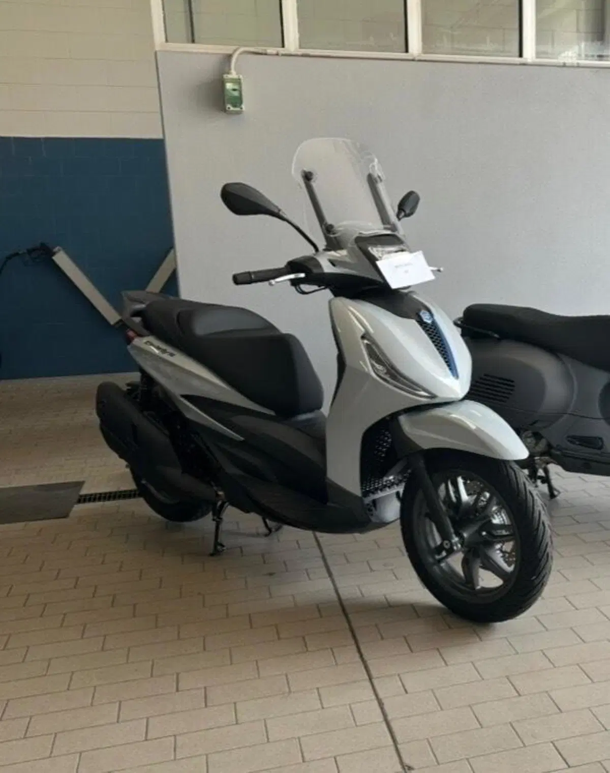 Piaggio Beverly 400 S (2025 - 26)