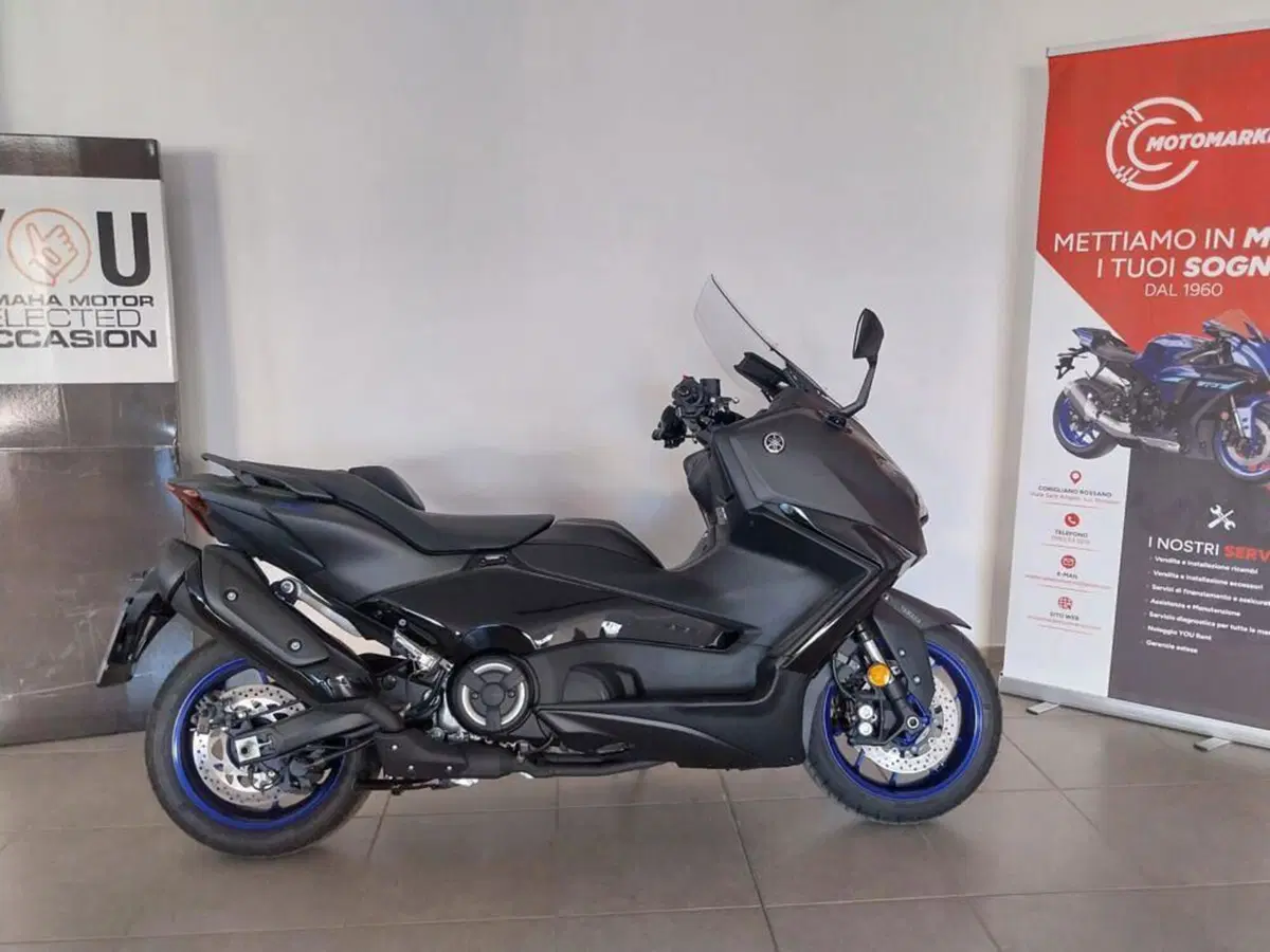 Yamaha T-Max 560 (2025 - 26)