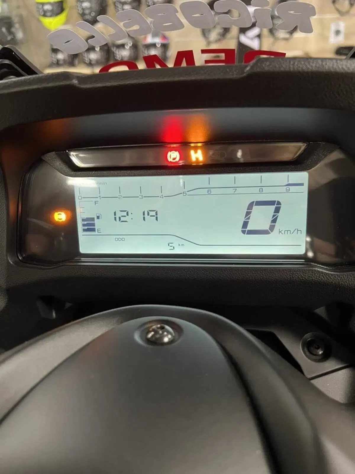 Yamaha Tricity 300 (2025 - 26) (4)