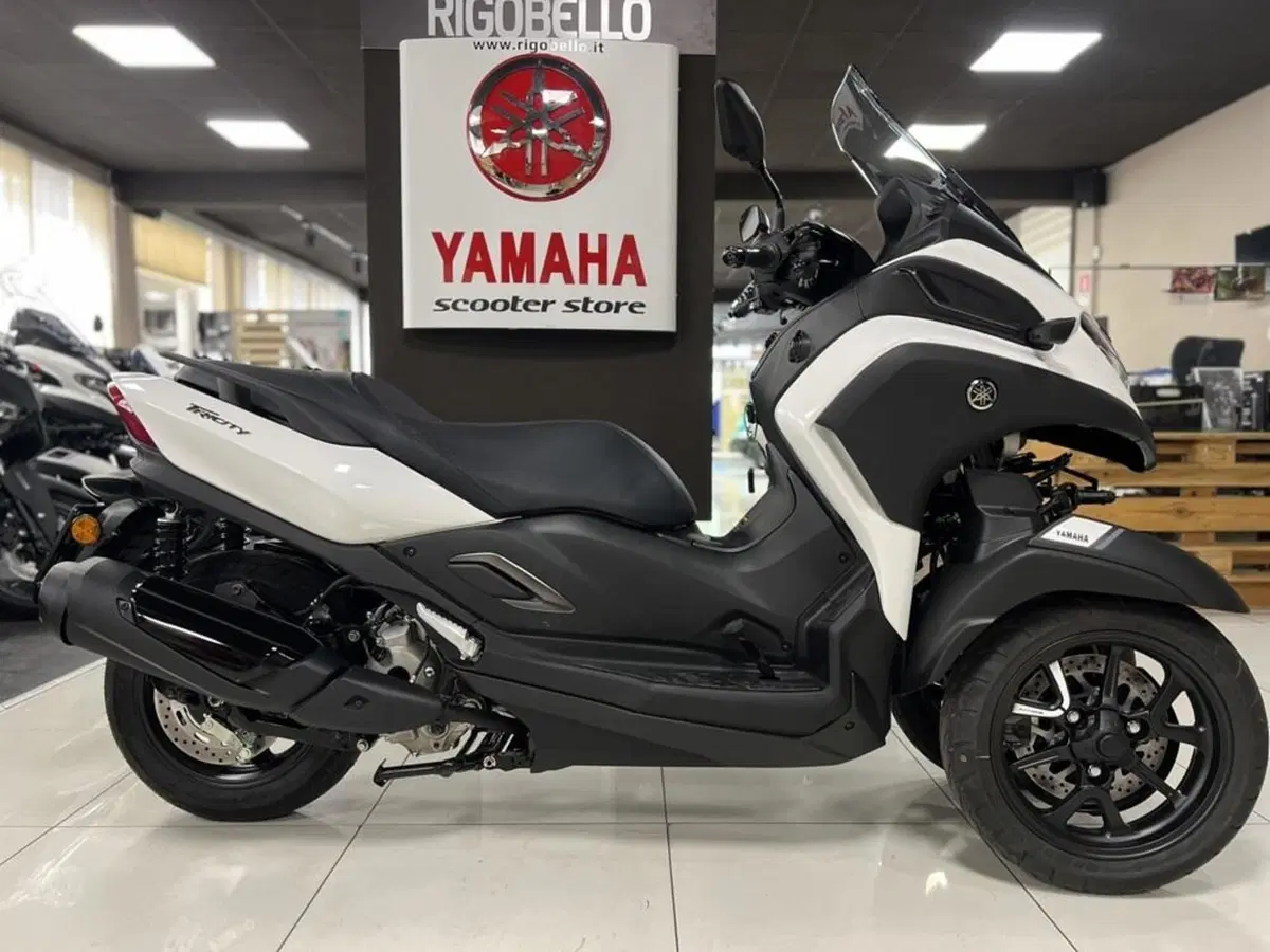 Yamaha Tricity 300 (2025 - 26) (3)