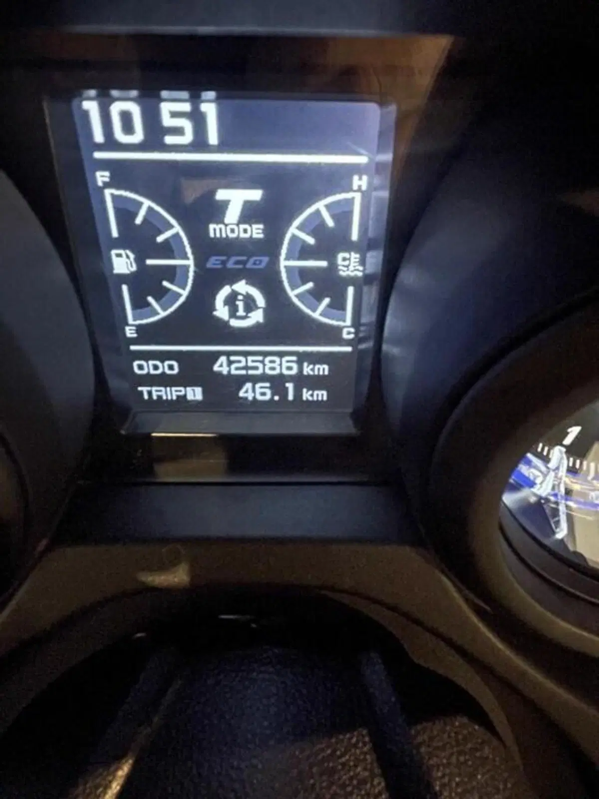 Yamaha T-Max 530 SX (2017 - 19) (6)