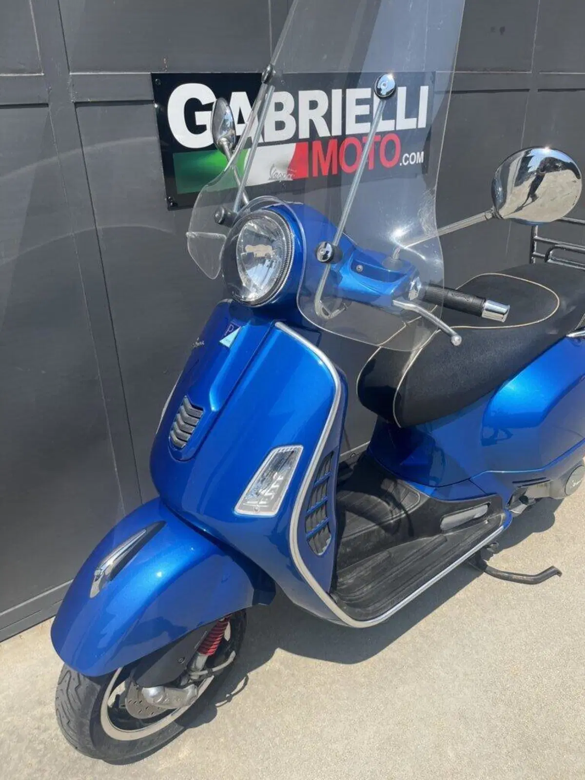 Vespa GTS 300 ABS (2014 - 16) (2)