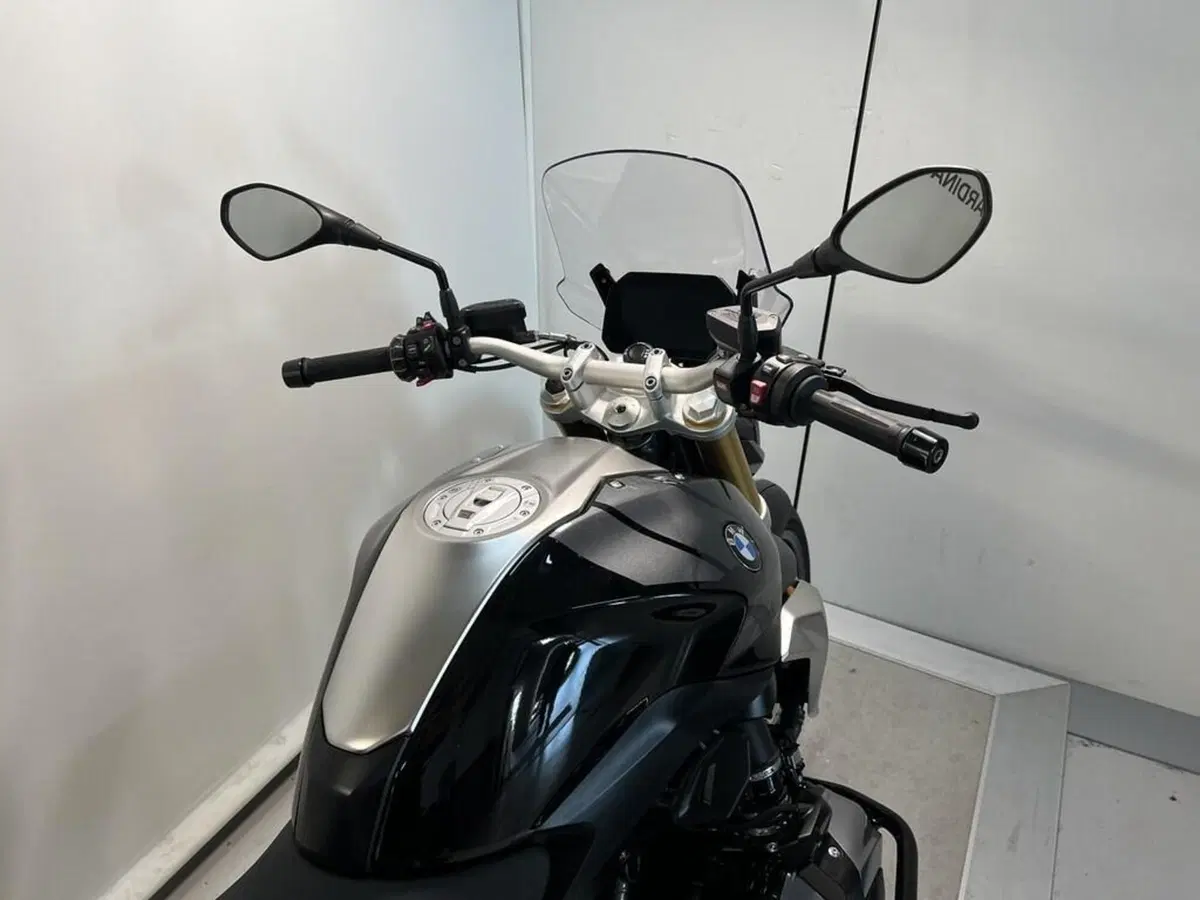 Bmw R 1250 R (2021 - 25) (10)