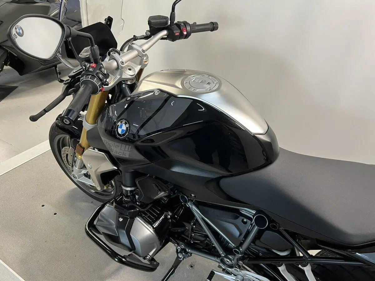 Bmw R 1250 R (2021 - 25) (6)
