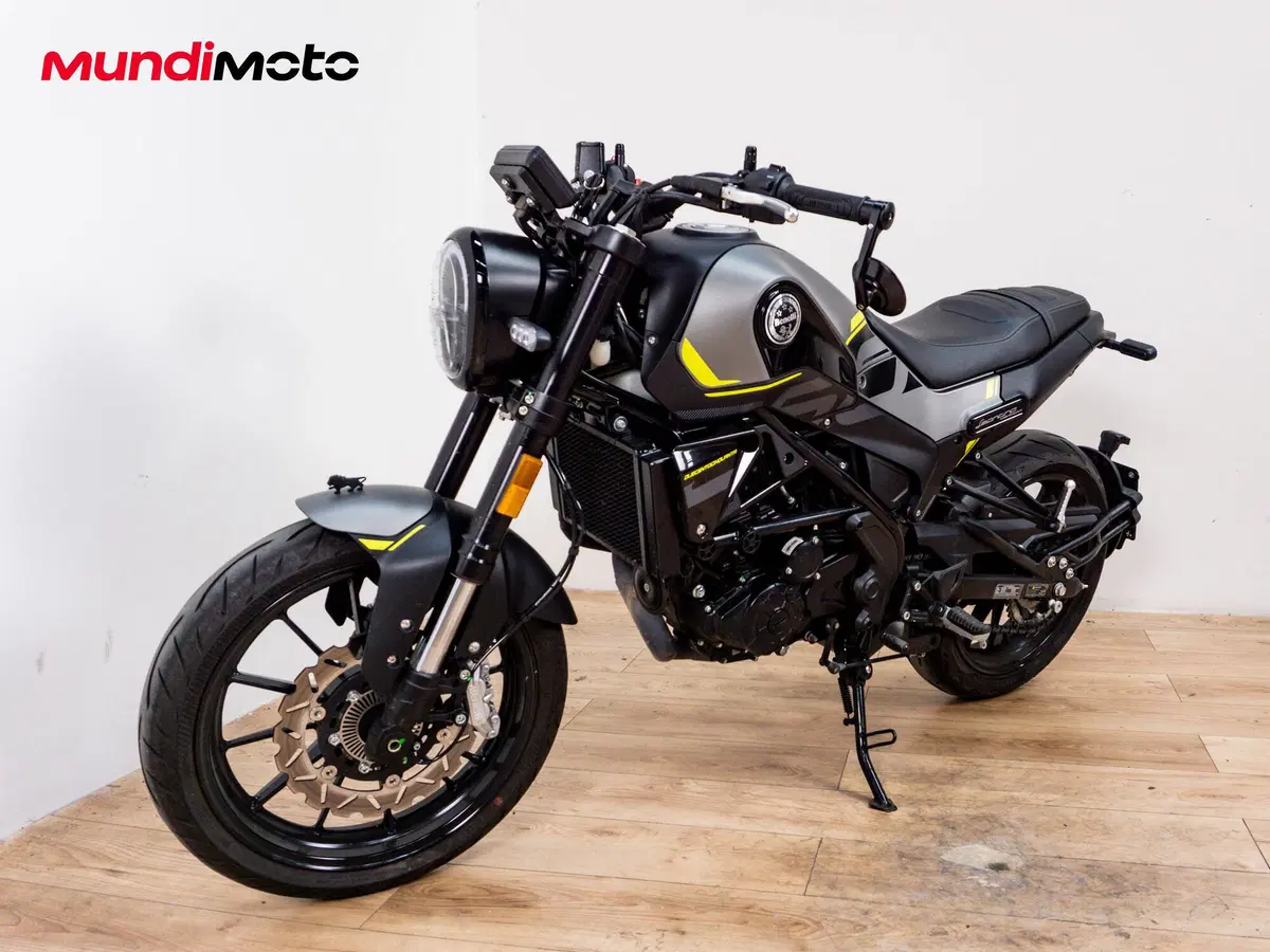 Benelli Leoncino 250 (2021 - 25) (8)