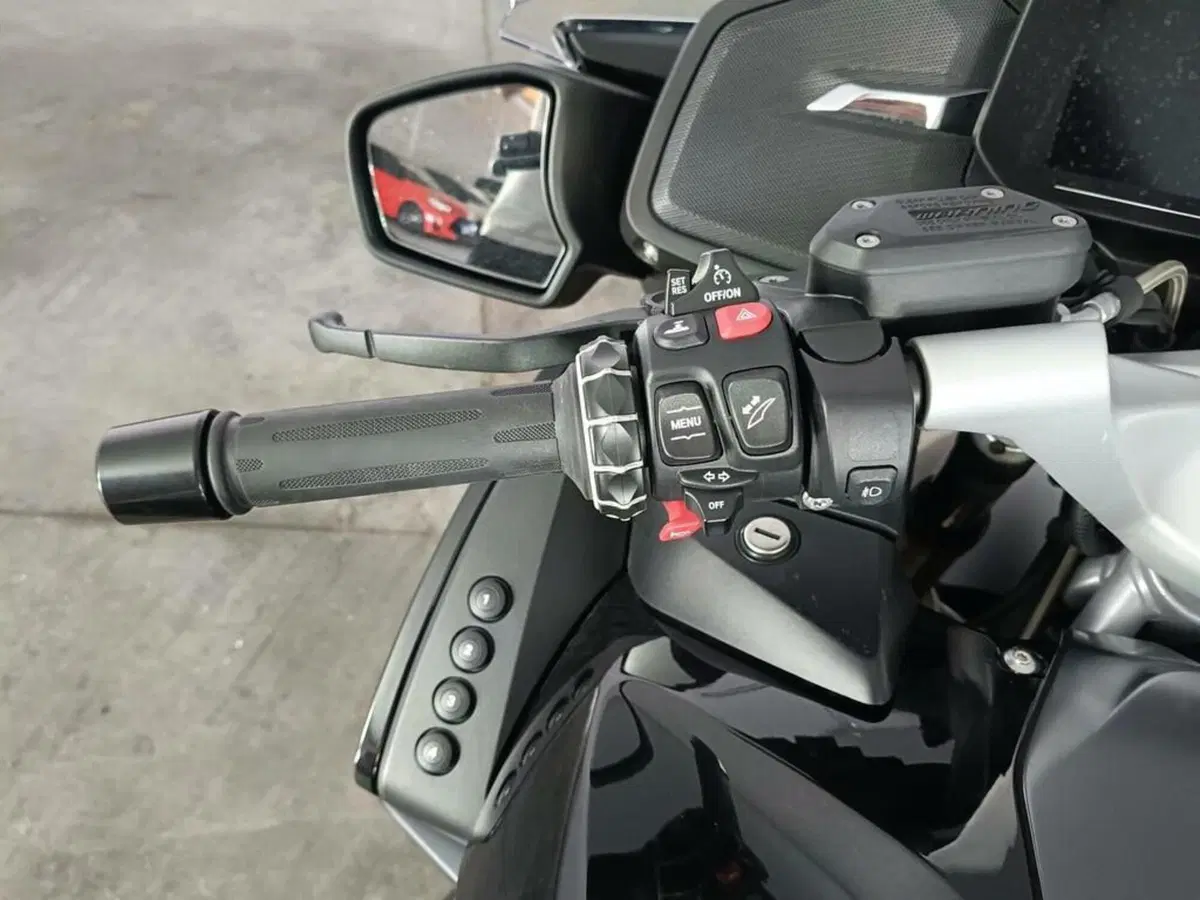 Bmw R 1250 RT (2021 - 25) (6)