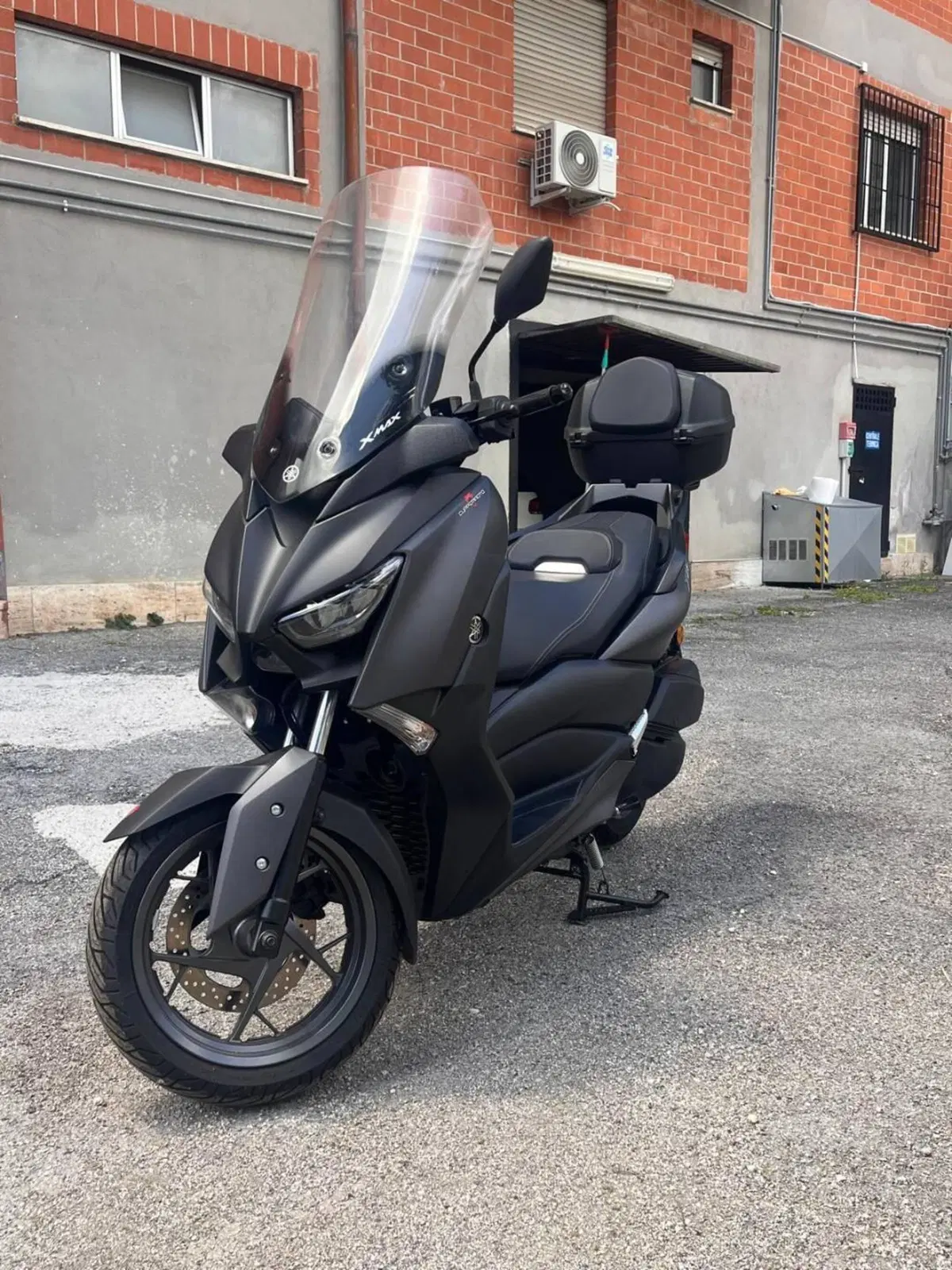 Yamaha X-Max 300 ABS (2017 - 20) (6)