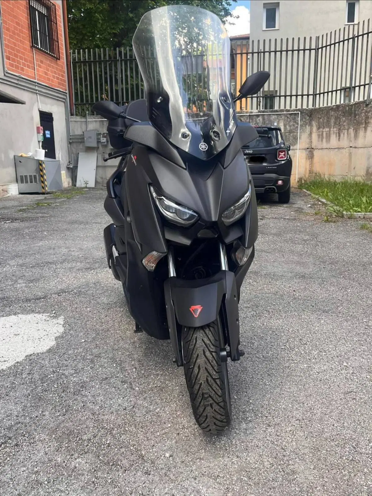 Yamaha X-Max 300 ABS (2017 - 20) (11)