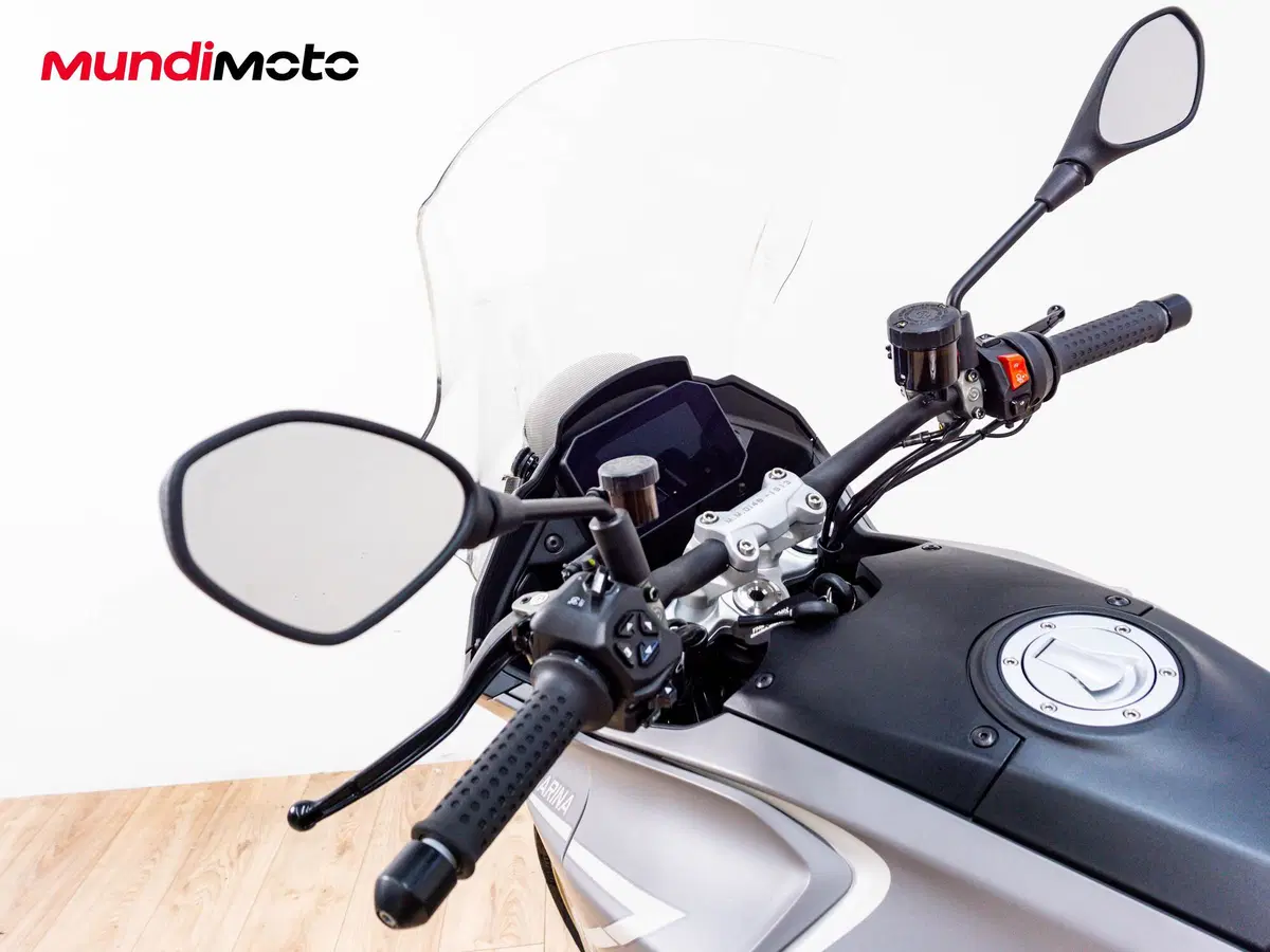 Moto Guzzi V100 Mandello Aviazione Navale (2023 - 24) (11)