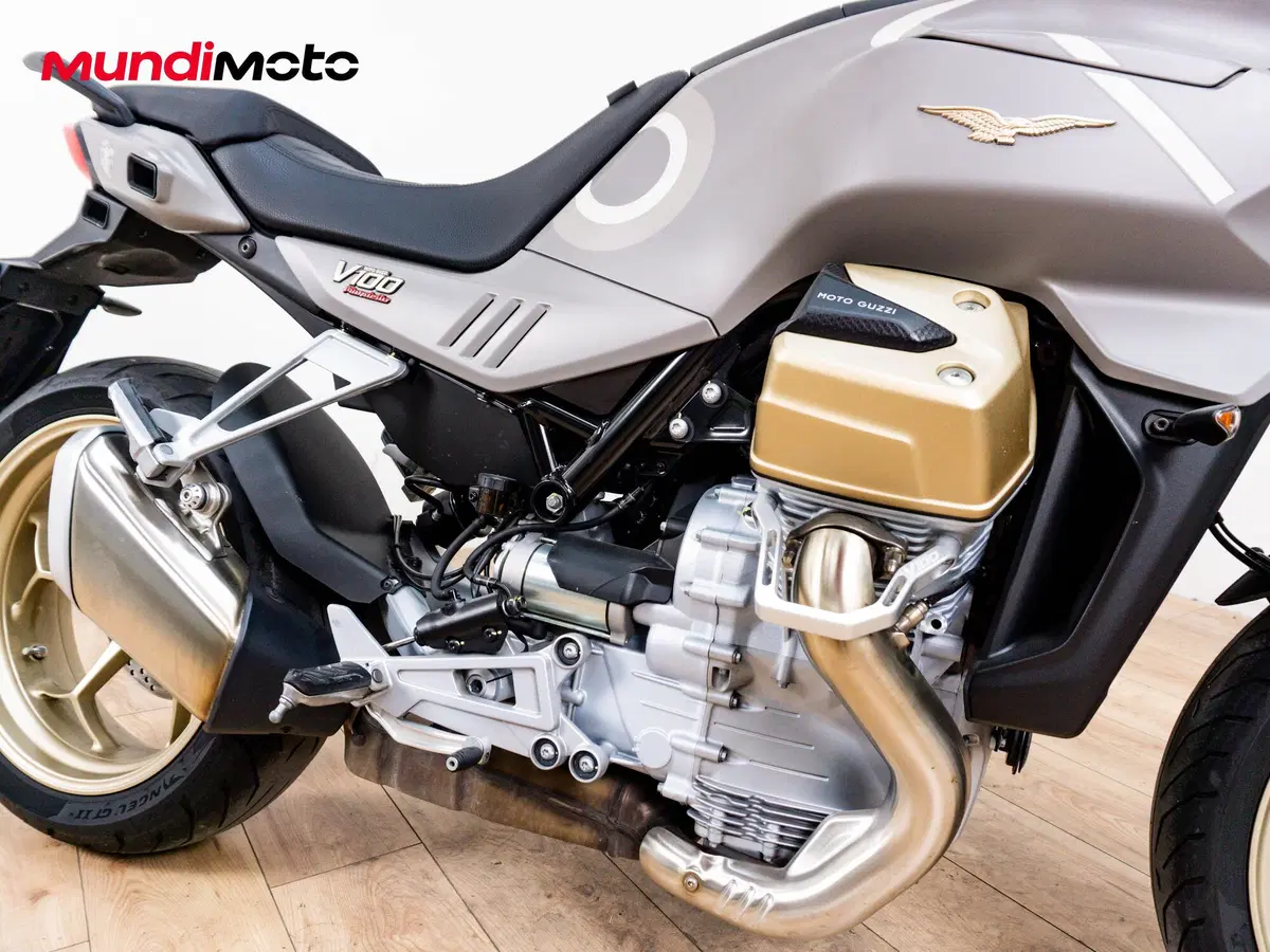 Moto Guzzi V100 Mandello Aviazione Navale (2023 - 24) (5)