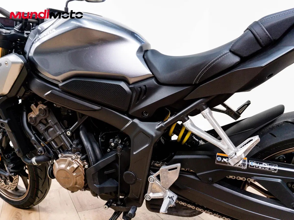 Honda CB 650 R (2024 - 25) (8)