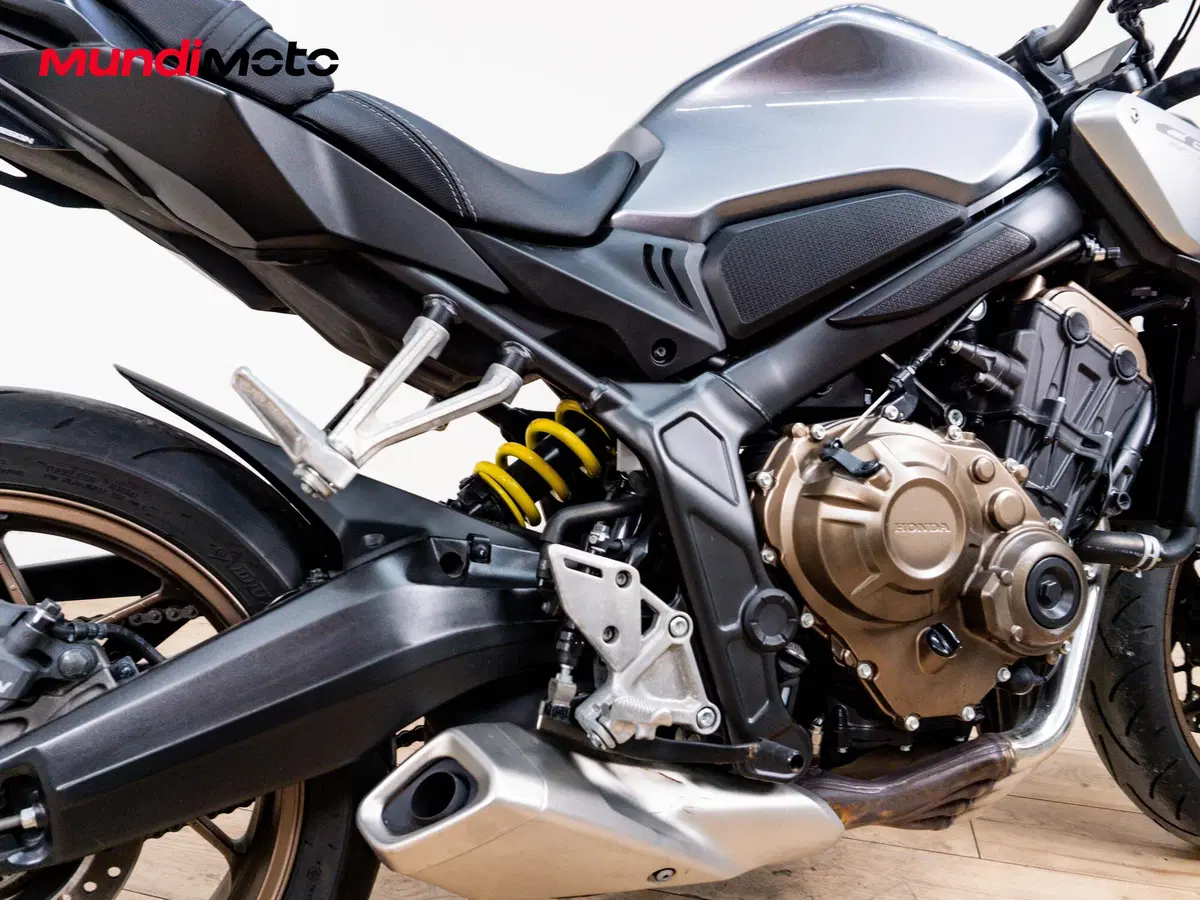 Honda CB 650 R (2024 - 25) (3)