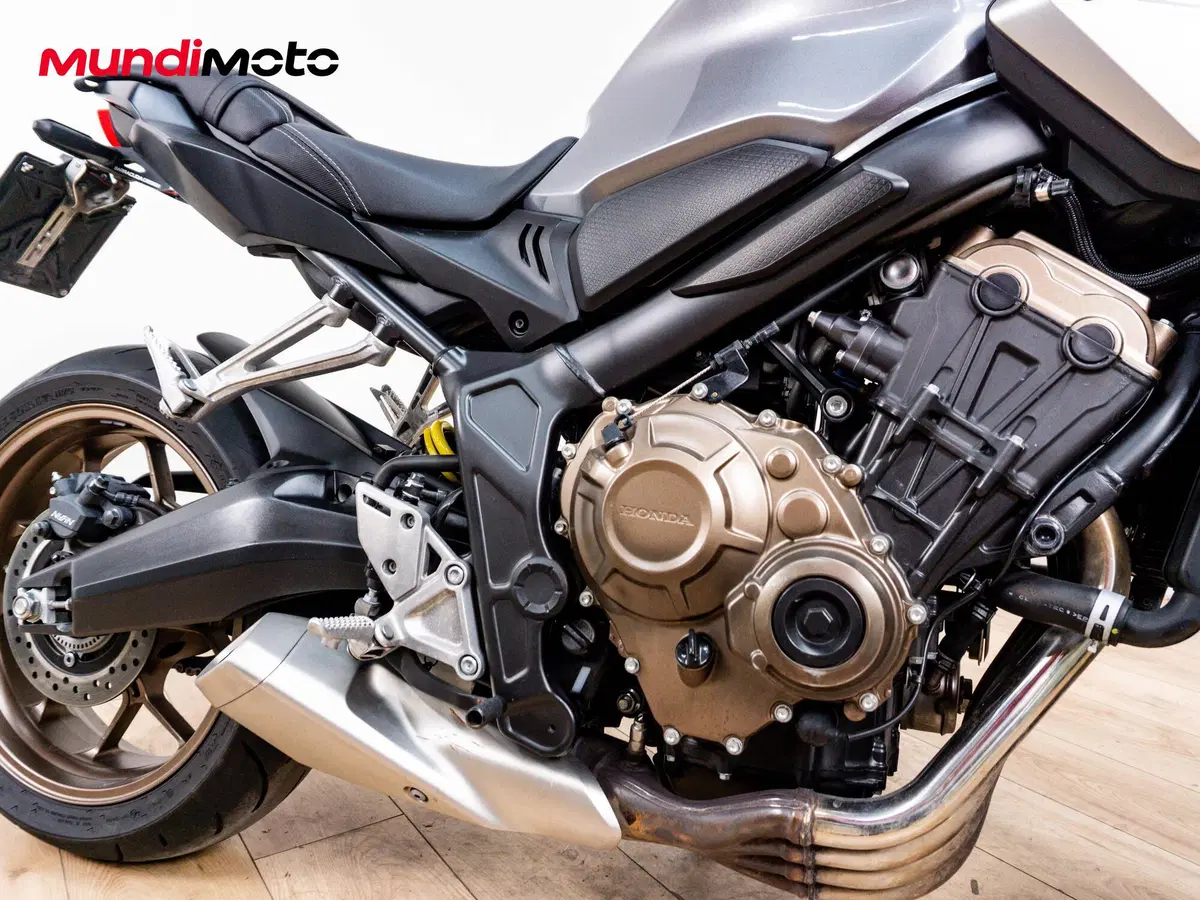 Honda CB 650 R (2024 - 25) (4)