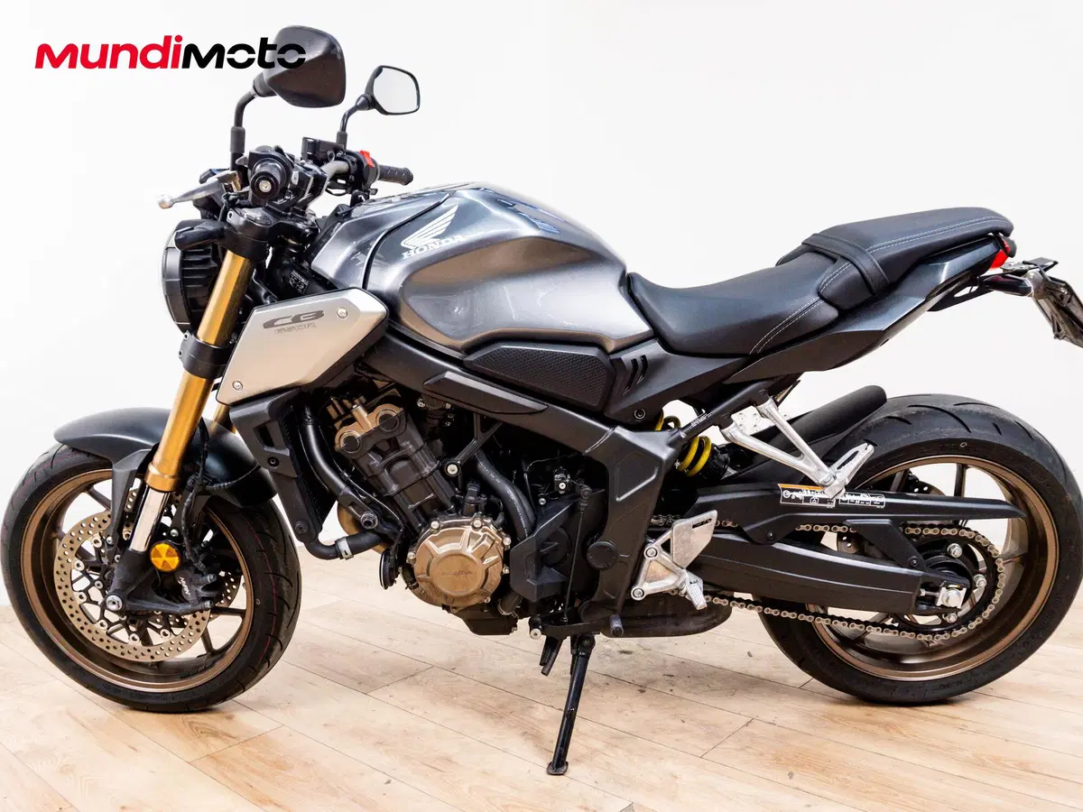 Honda CB 650 R (2024 - 25) (5)