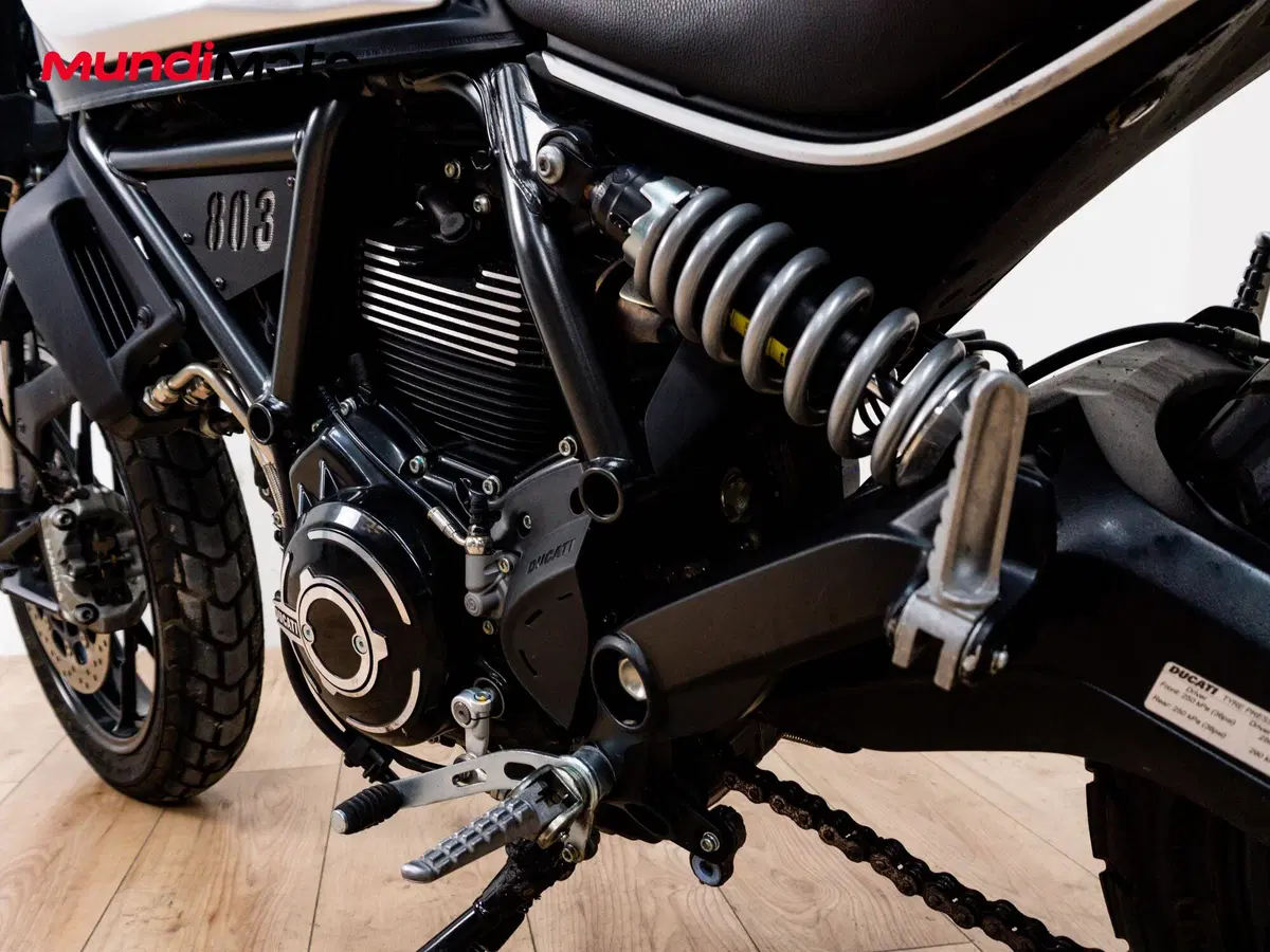 Ducati Scrambler 800 Icon Dark (2020) (10)