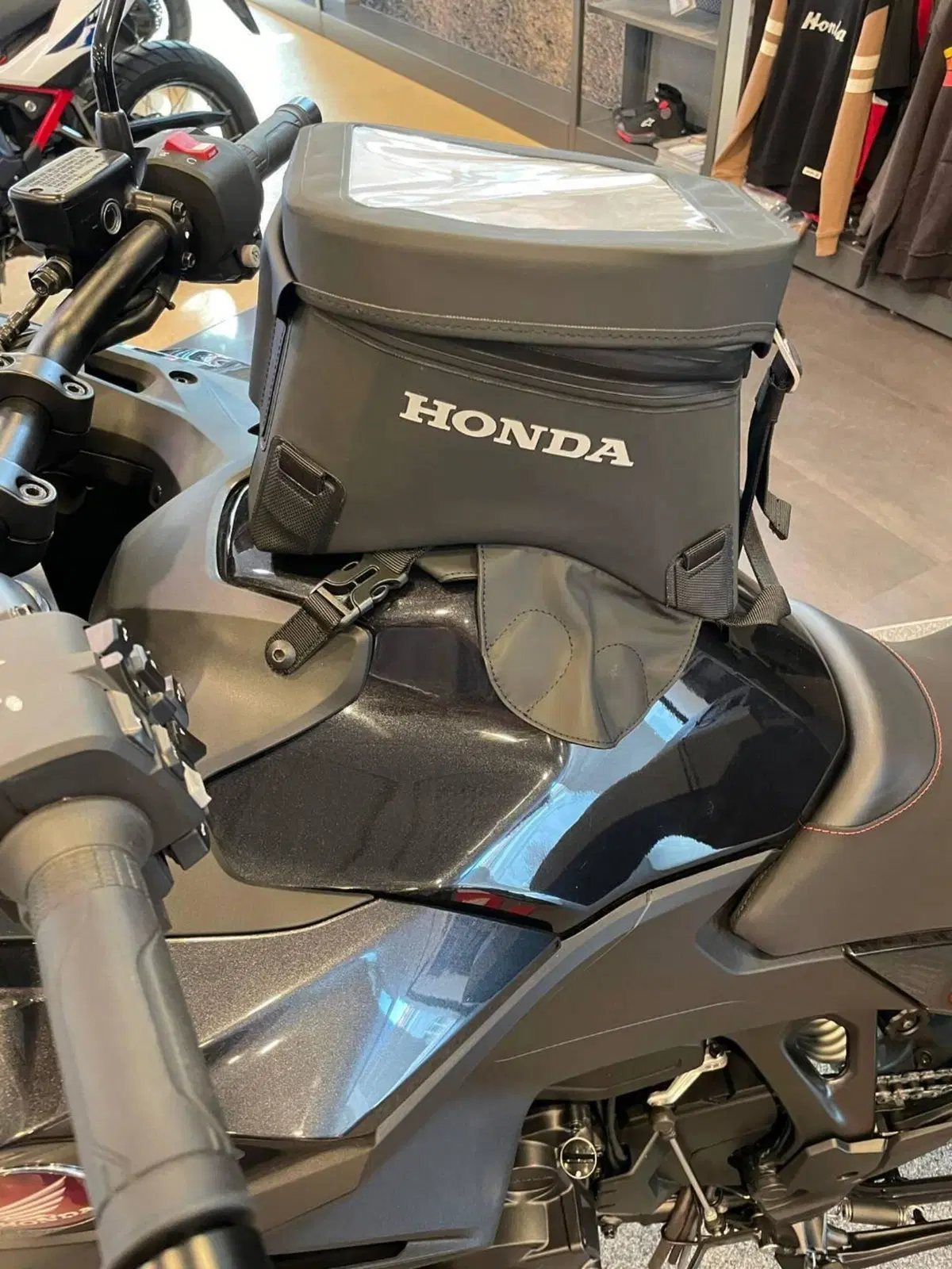 Honda NT 1100 Travel (2022 - 24) (5)