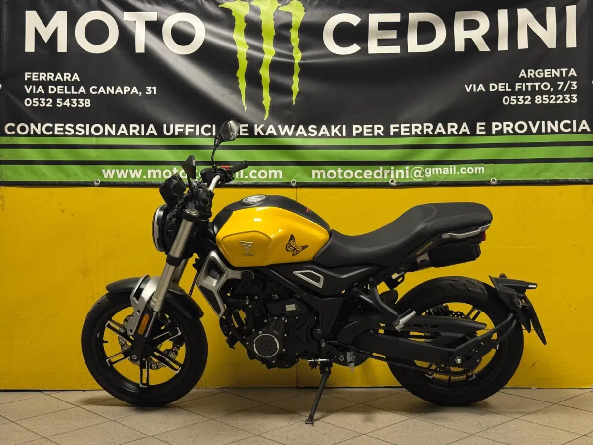 Voge Trofeo 350AC (2022 - 26)