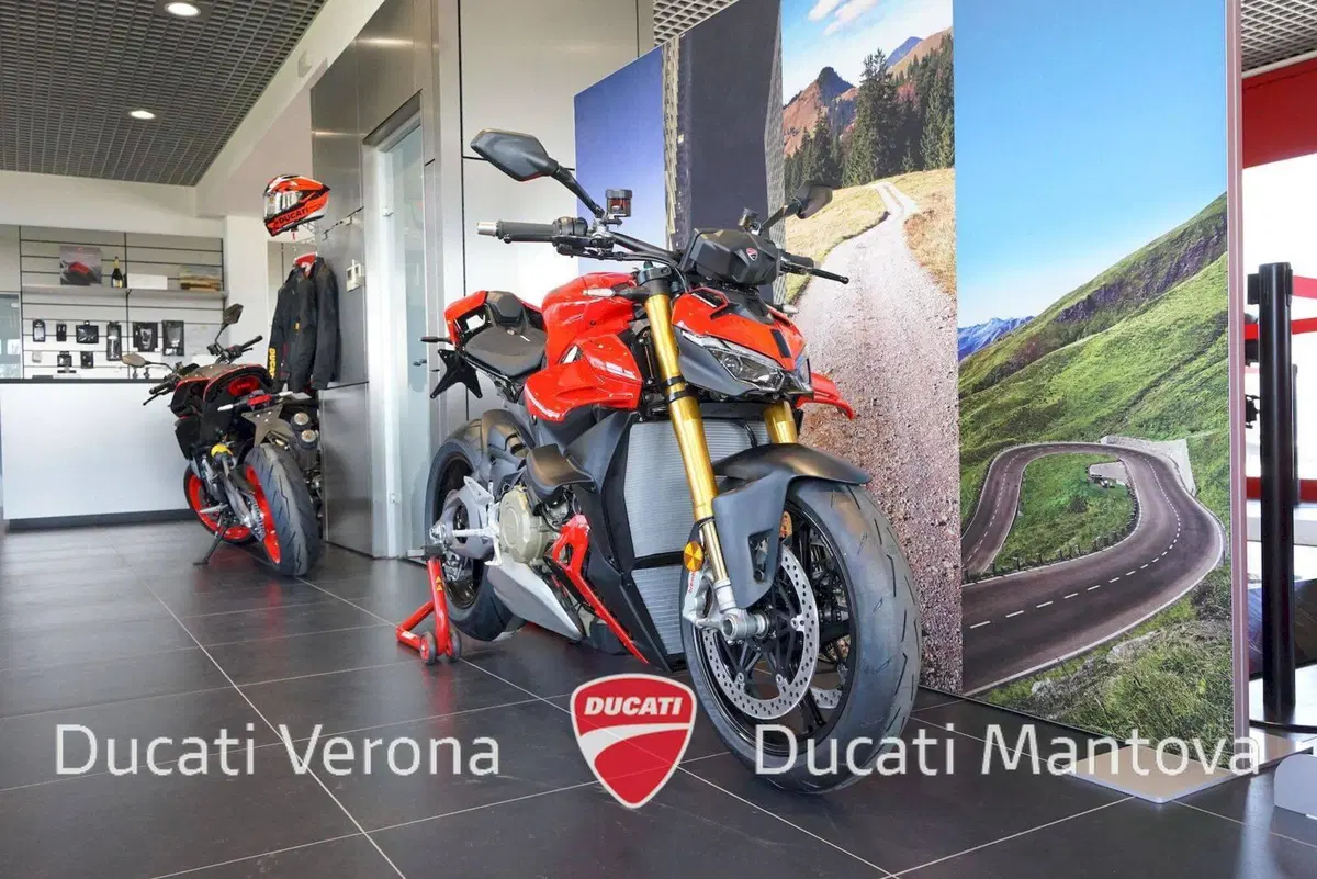 Ducati Streetfighter V4 S (2025 - 26) (4)