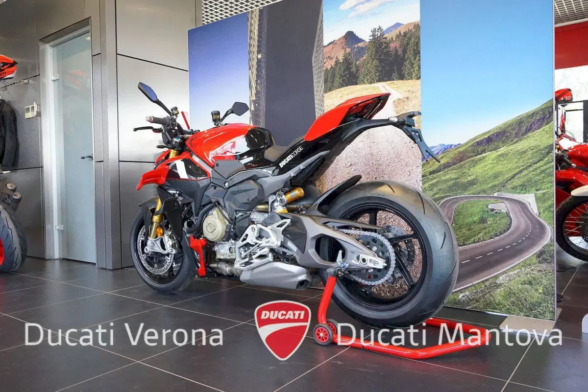 Ducati Streetfighter V4 S (2025 - 26) (10)